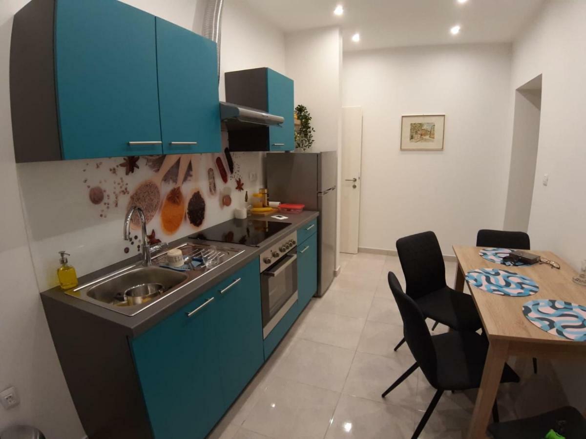 Apartment Kaza In Center, With Terrace, Private Parking, Step To The Sea Opatija Eksteriør bilde