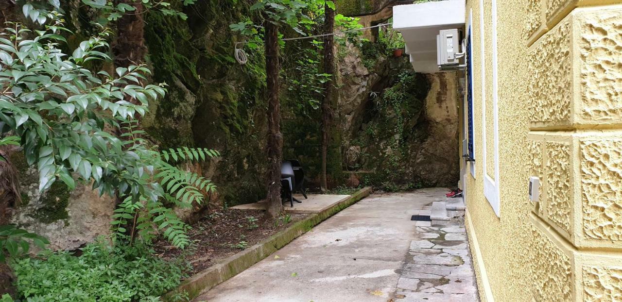Apartment Kaza In Center, With Terrace, Private Parking, Step To The Sea Opatija Eksteriør bilde