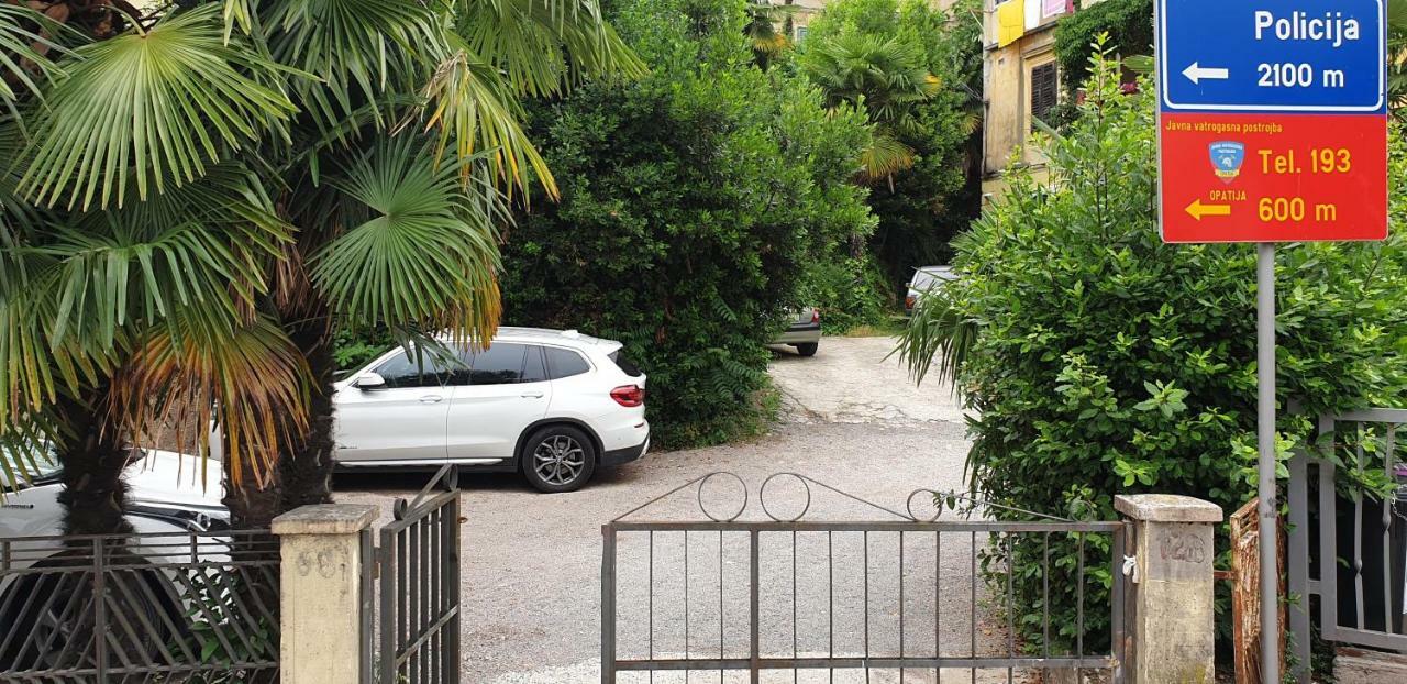 Apartment Kaza In Center, With Terrace, Private Parking, Step To The Sea Opatija Eksteriør bilde