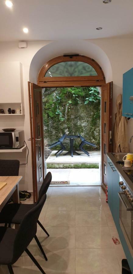 Apartment Kaza In Center, With Terrace, Private Parking, Step To The Sea Opatija Eksteriør bilde